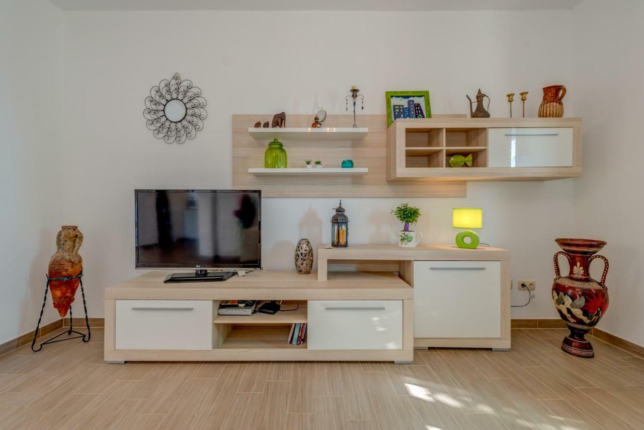 אומיס Holiday Home Figa מראה חיצוני תמונה