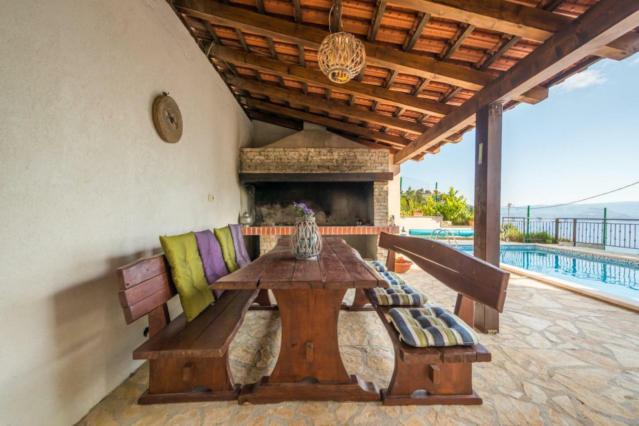 אומיס Holiday Home Figa מראה חיצוני תמונה