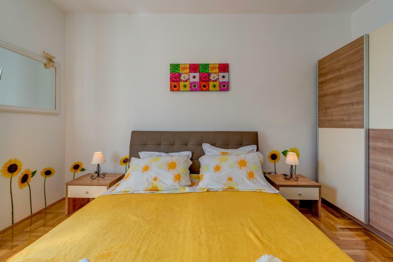 אומיס Holiday Home Figa מראה חיצוני תמונה