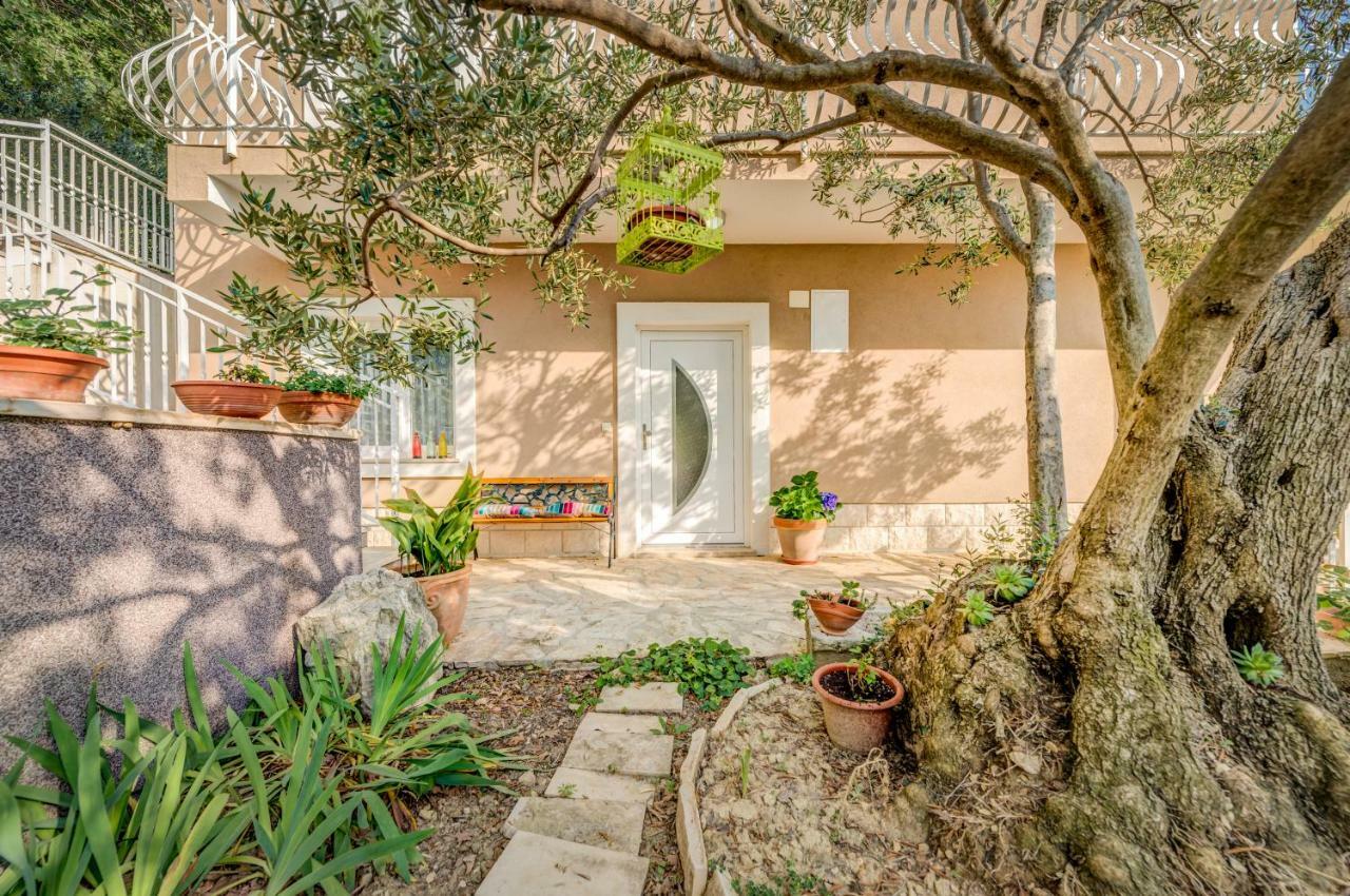 אומיס Holiday Home Figa מראה חיצוני תמונה