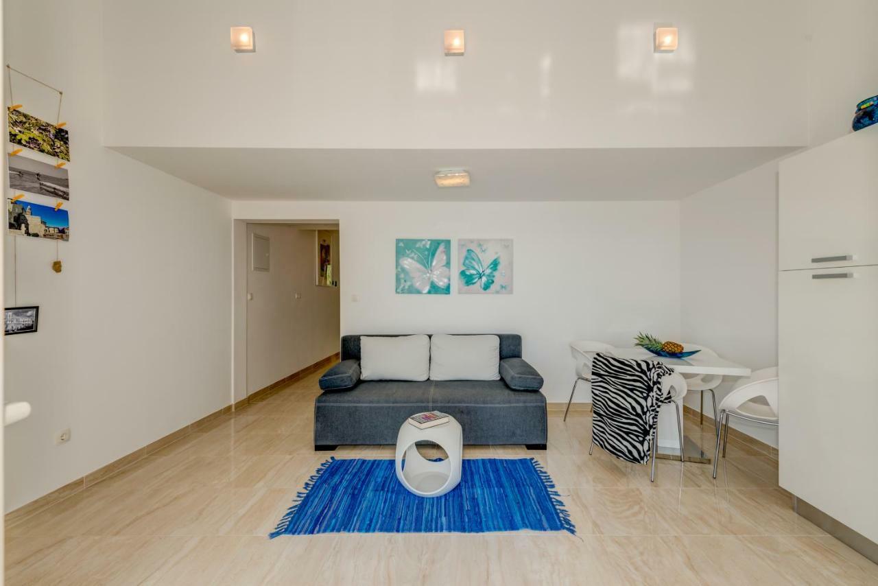 אומיס Holiday Home Figa מראה חיצוני תמונה