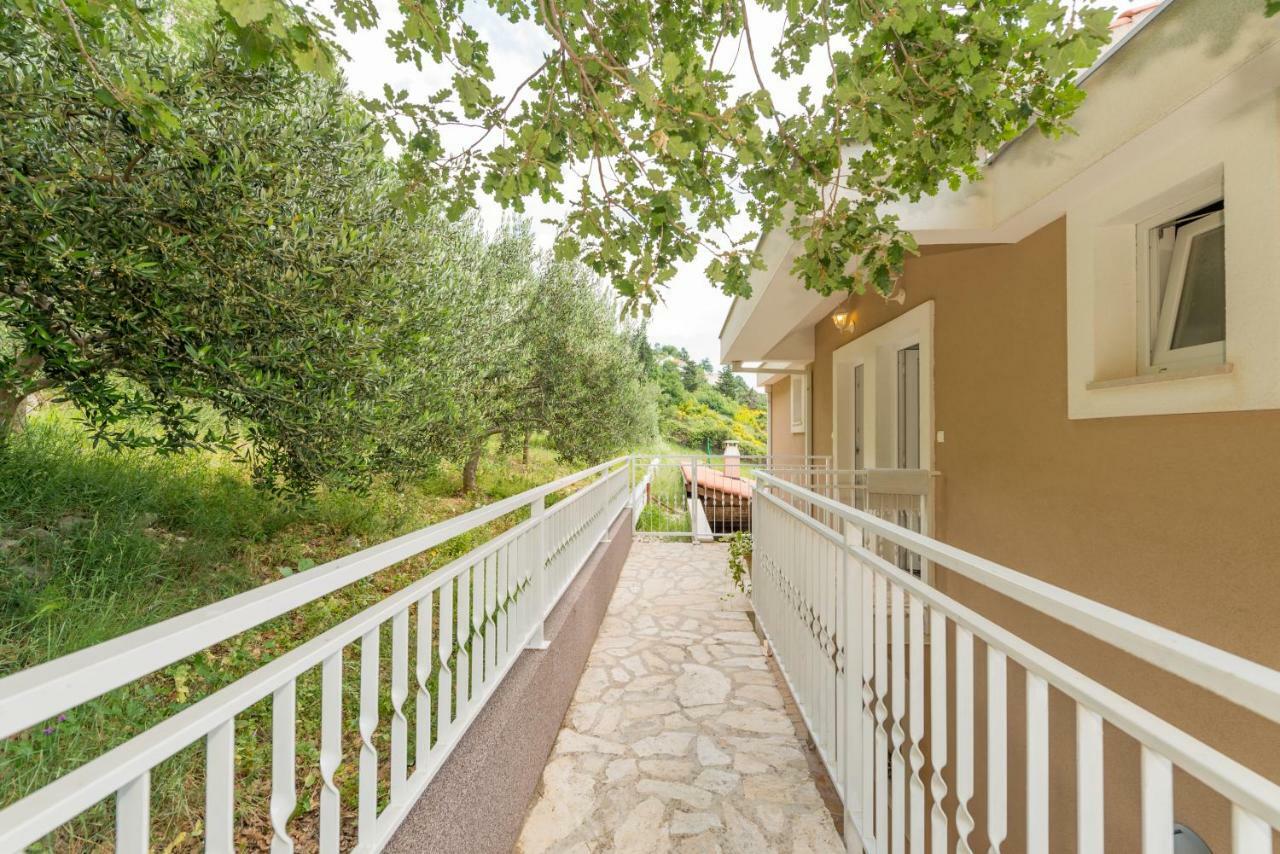 אומיס Holiday Home Figa מראה חיצוני תמונה
